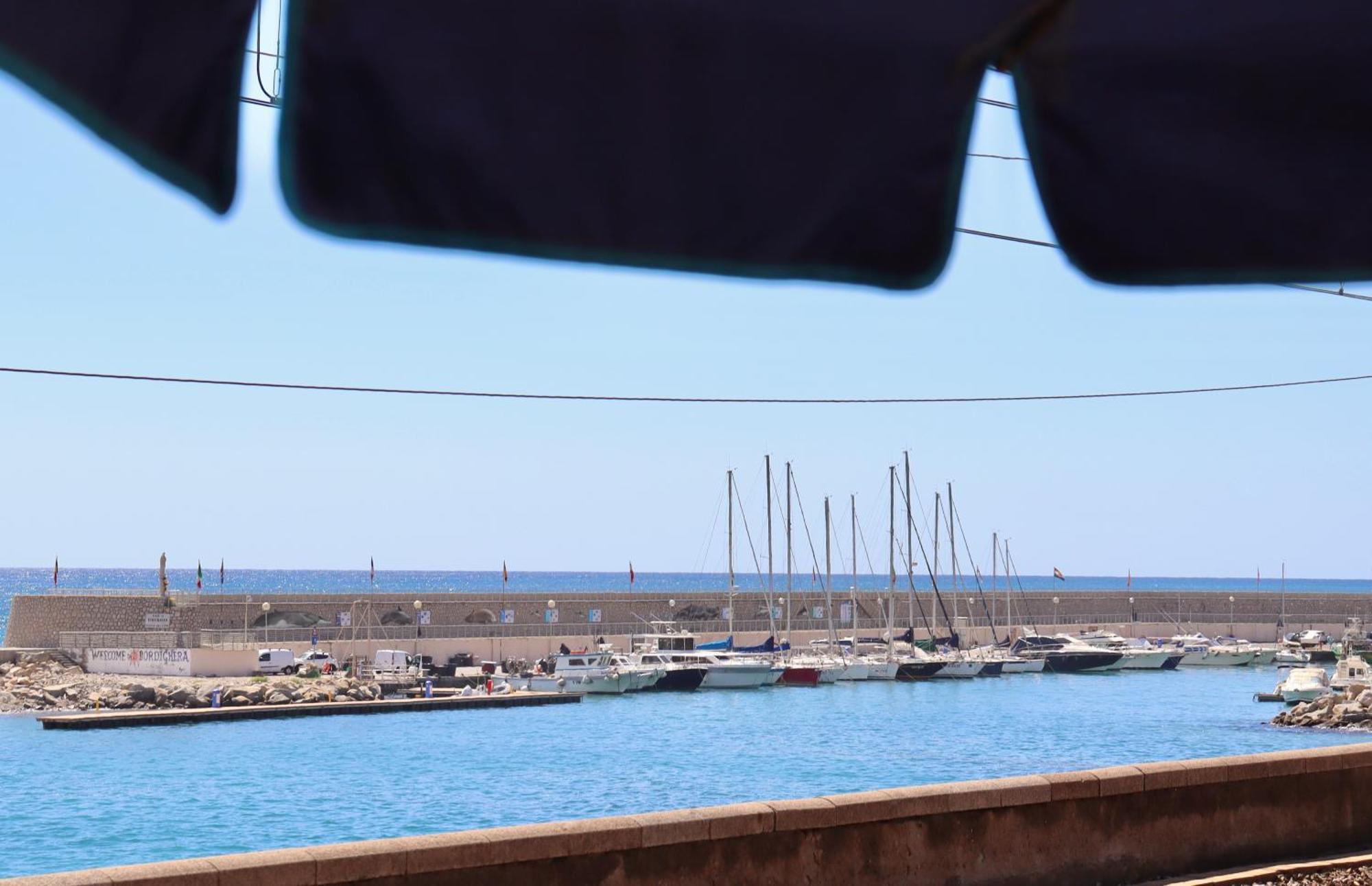 Acqua Di Mare Bed & Breakfast Bordighera Ngoại thất bức ảnh