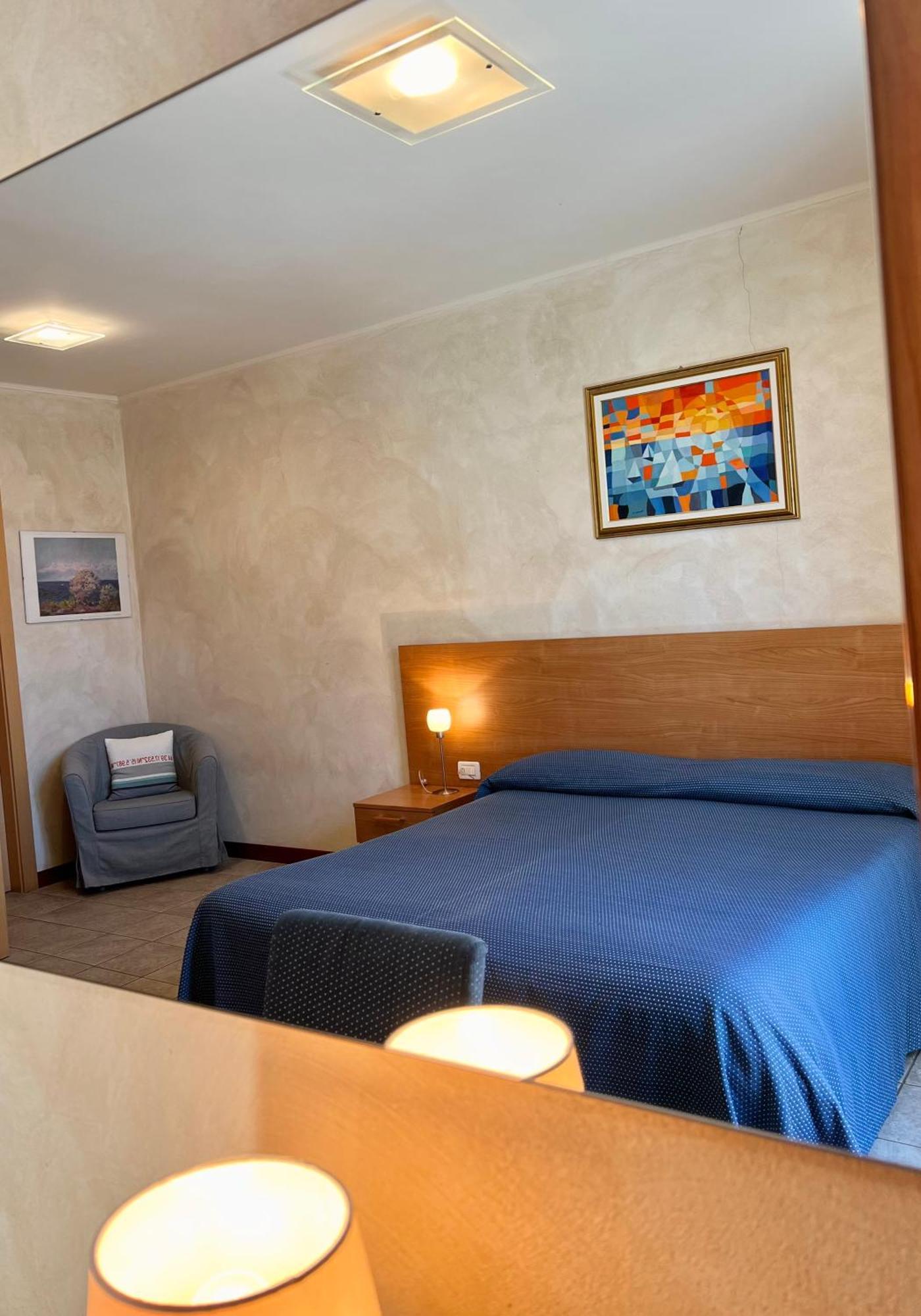 Acqua Di Mare Bed & Breakfast Bordighera Ngoại thất bức ảnh